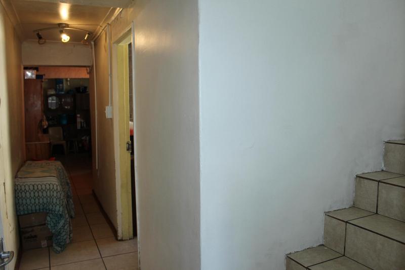 5 Bedroom Property for Sale in Churchill Estate Western Cape